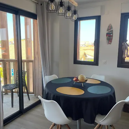 ホームステイ F3 A *